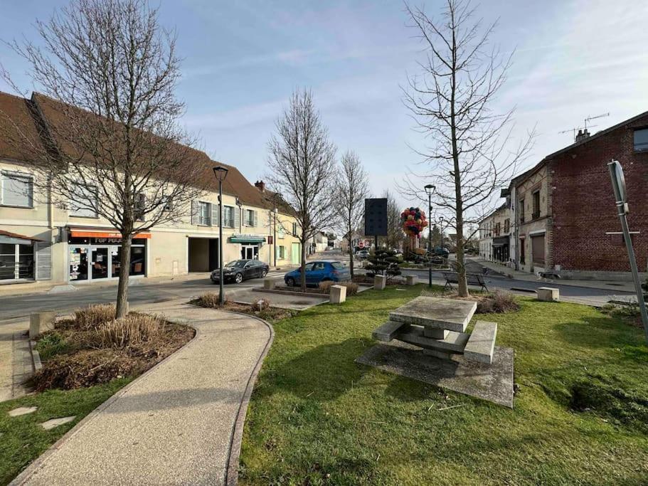 Appart Cosy 5Min Roissy Cdg Le Mesnil-Amelot Esterno foto
